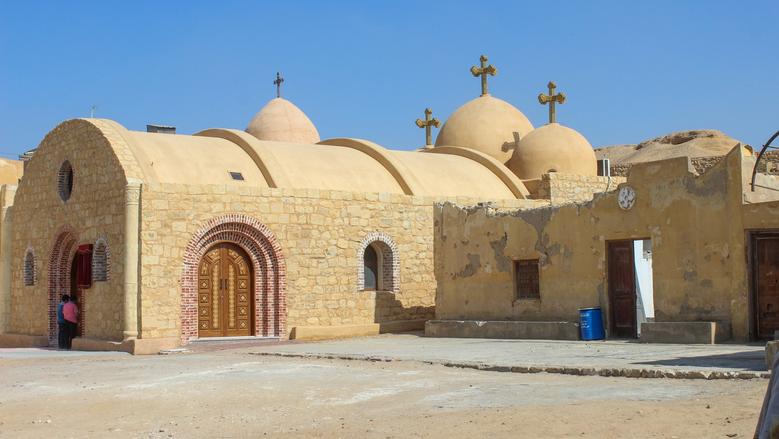 تكريس كنيسة الملاك غبريال بجبل النقلون بالفيوم.